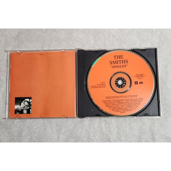 The Smiths "Singles" Tested CD Reprise Records 1995 BMG Direct Disc Pre-owned - Picture 3 of 5